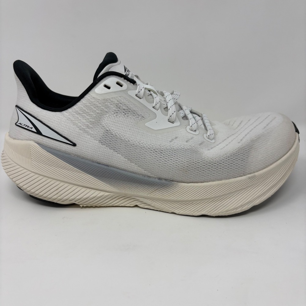 Altra Experience Flow Womens Size 8 White Running Shoes (AL0A85NW120)
